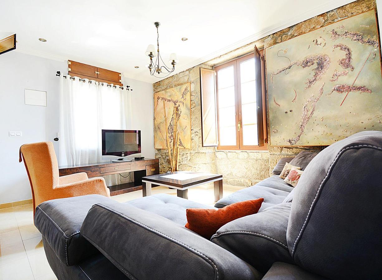 Galihost - Casa Con Precioso Jardin En Vilanova De Arousa Exterior foto